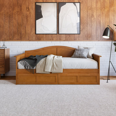 Anakaren Daybed