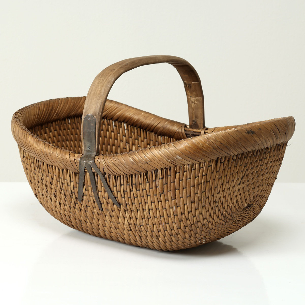Lily's Living Vintage Willow Wicker Basket & Reviews | Wayfair