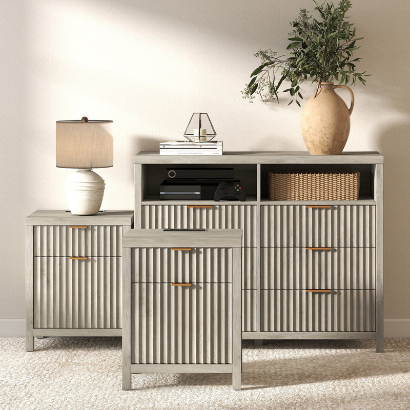 Arrilla 3-Piece Bedroom Set, Gray