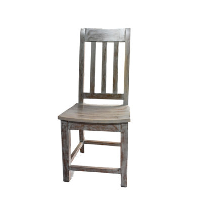 Chaise en bois massif Regena