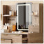 Meuble-lavabo à 4 tiroirs avec miroir à DEL, conception cannelée, pieds en métal et tabouret en polyuréthane, parfait pour les chambres à coucher modernes