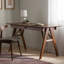 Bureau en bois avec tiroirs (sans la chaise)