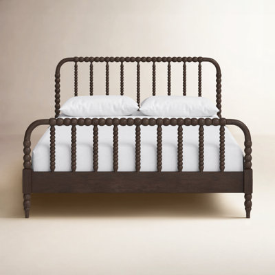Benbrook Spindle Mahogany Bed