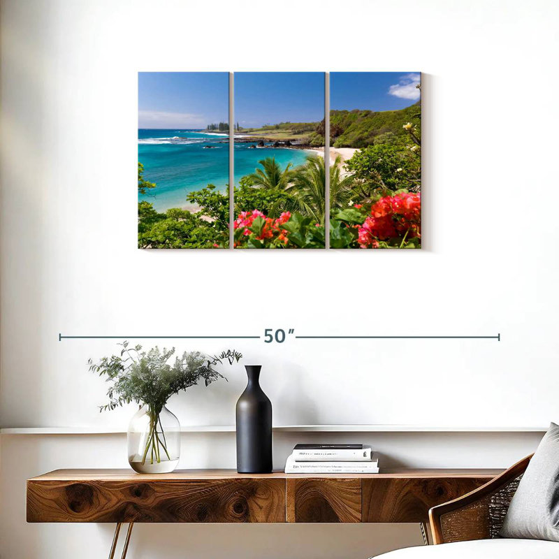 Hamoa Paradise Gillard, 20" H x 33" W