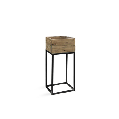 Jardinières en bois récupéré sur support en métal