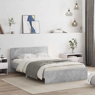 Aleshia Bed