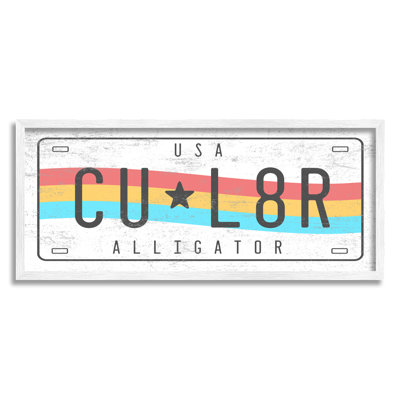 CU L8R alligator arc-en-ciel sur plaque, humour surdimensionné, art numérique sur estampe numérique par Daphne Polselli
