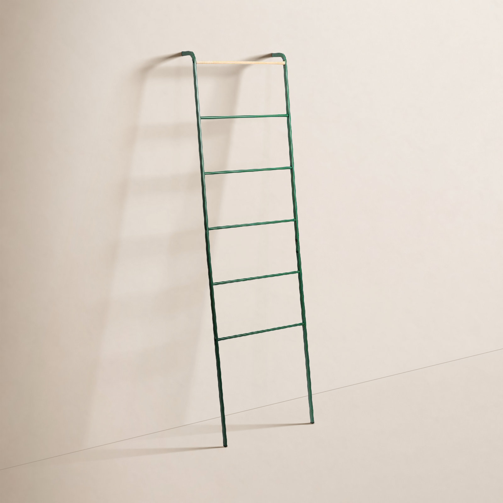 Leaning Blanket Ladder, Forest Green