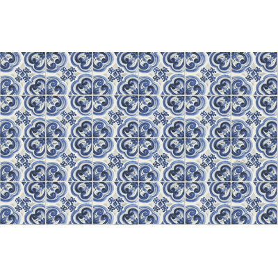 Mykalla Damask Roll