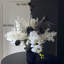 Ornements de fleurs simulées