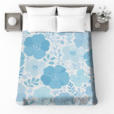 Couvre-lit matelassé à motif floral bleu toutes tailles