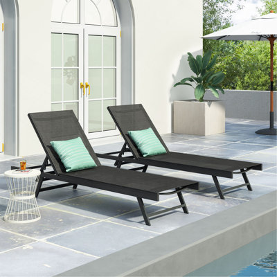 SALTON CHAISE LOUNGE