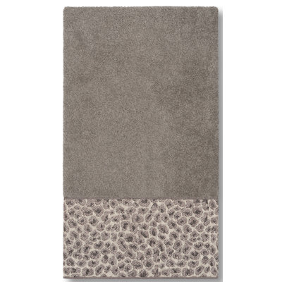 Spots Midweight Bath Towel