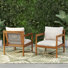 Chaise longue de patio en bois d'acacia avec dossier en corde et coussins Juna