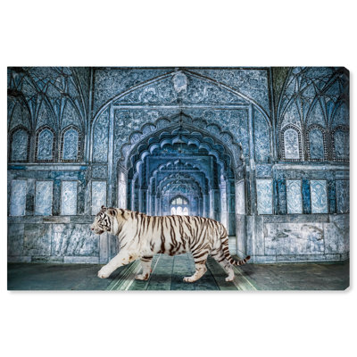 " Animals Wild Nature Blues , Modern & Contemporary Blue "