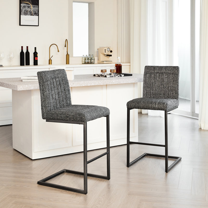 Minimaliste, 2 de tabourets de comptoir avec revêtement texturé gris moucheté, structure et repose-pieds en métal noir et vertical, 26 po pour un siège de bar convenant au tissu et au cadre de conception américaine,