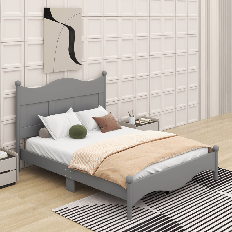 Grand lit plateforme en bois au design élégant avec support en lattes de bois, Gris