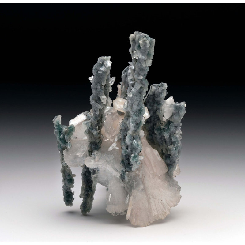 Heulandite with Chalcedony Stalactites