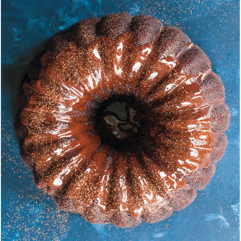 Nordic Ware Non-Stick Round Elegant Party Bundt Cake Pan