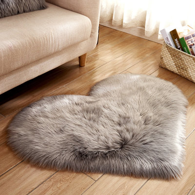 Ragnar Heart Shaped Super Soft Handmade Shag Sheepskin Grey Rug