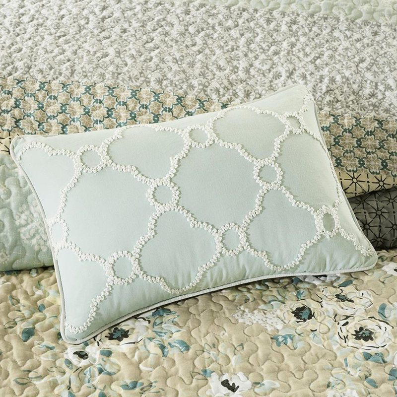 Courtepointe très grand / très grand avec 3 coussins décoratifs élégants, King Quilt + 5 Additional Pieces
