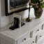 Commode à neuf tiroirs