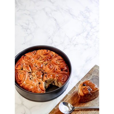 MasterClass Non-Stick Loose Base Deep Cake Pan