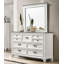 Ensemble de chambre à coucher en bois avec très grand lit à panneaux, commode, miroir et deux tables de chevet-449638300-449638303