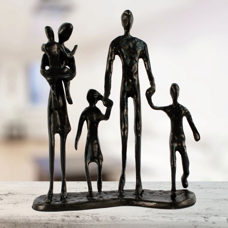 FAMILY 5 OUTING Iron Figurine 18cm, Mocha