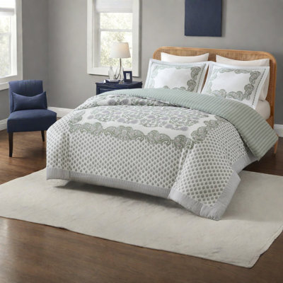 Piece King Cal King Bedding Sets, Reversible Green Floral Polyester Bedroom