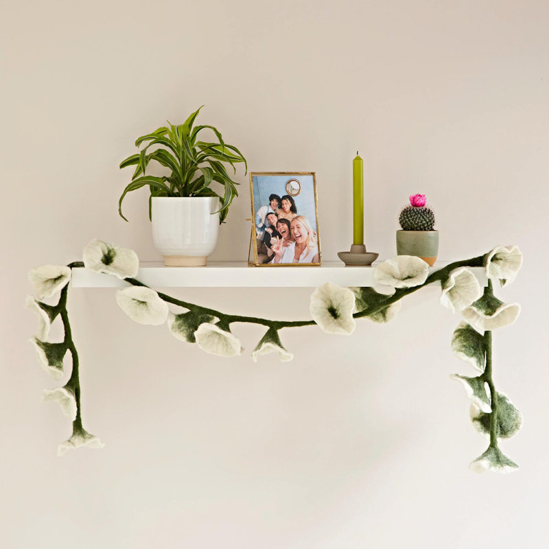 Felt Flower Garland, Natural