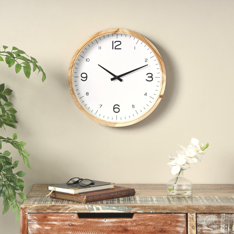 Horloge murale Drexel, H 15,6 po x l 15,6 po x P 2,5 po