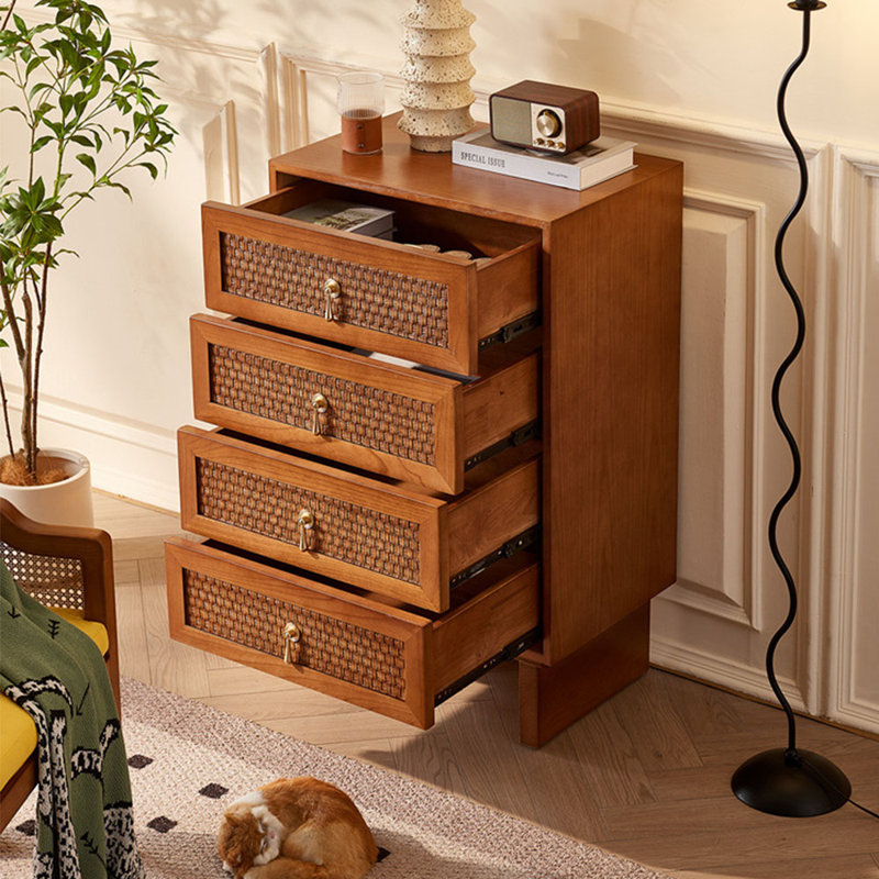 Kaisey Accent Chest