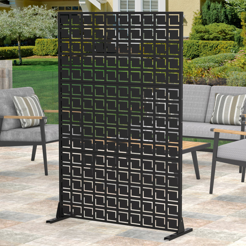 Outdoor Privacy Screen