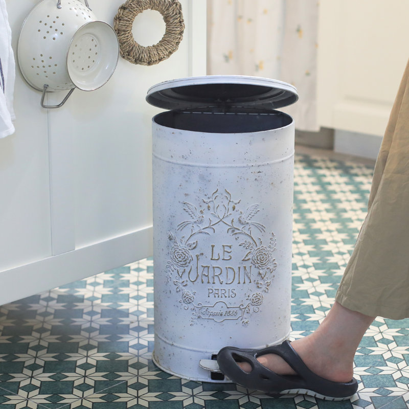 Metal Step On Waste Bin - 17L, White