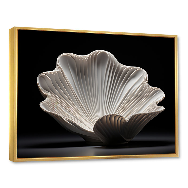 Monochrome Clam Deep Charcoal Ocean I - Clam Wall Art Living Room, H 30 po x l 40 po, Cadre flottant doré