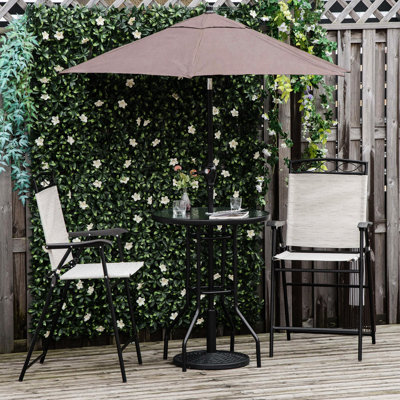 Ensemble de salle à manger d'extérieur 4 pièces. Beige 2 chaises pliantes, parasol réglable, table en verre trempé. Convient au jardin, au patio, au bord de la piscine. Acier robuste et filet de piscine respirant, patio.