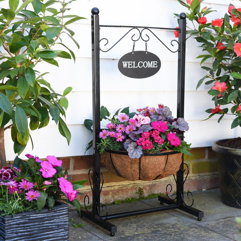 Keanan Metal Plant Pot
