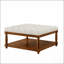 Grande table basse avec repose-pieds carré en lin capitonné, tablette en bois massif pour une utilisation polyvalente et un design élégant-131281865-131281868