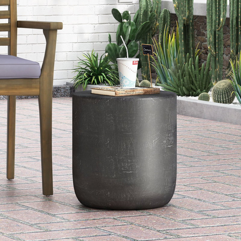 Table d'appoint d'extérieur en béton léger