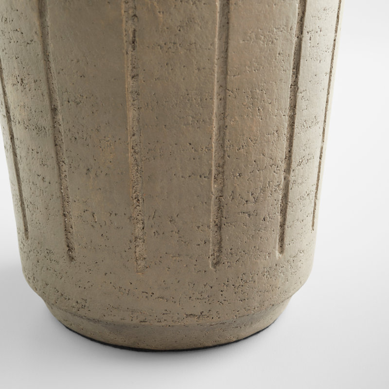 Hydria Handmade Ceramic / Porcelain Table Vase