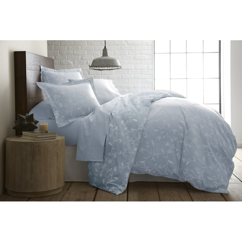 Southshore Fine Linens Sweetbrier Duvet Cover Set with 2 Pillow Shams, Sky Blue, 100% Long-Staple Cotton 300 Thread Count Sateen Floral Bedding, King / California King