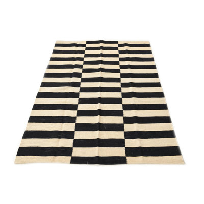 Tapis noir et blanc Parrett