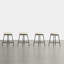 Tabouret de comptoir pivotant rembourré avec structure en métal-118574631