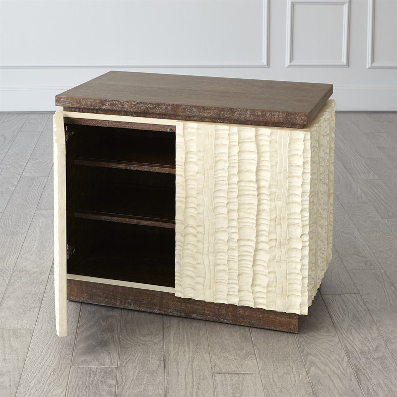 Emory Chest