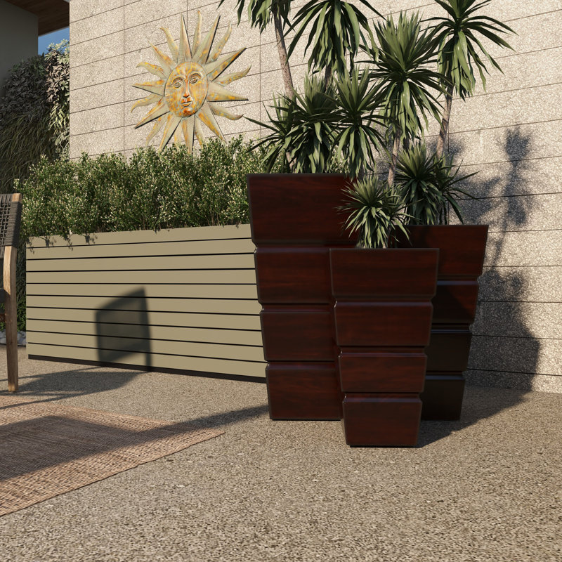 3 - Piece Metal Light Weight Indoor Outdoor Planter with Tapered Base and Fluted Design Set