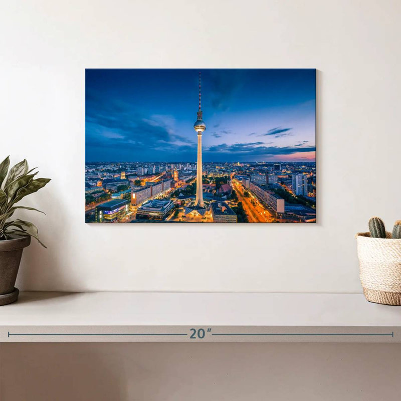 Rorry Alexanderplatz TV Tower, 8" H x 12" W