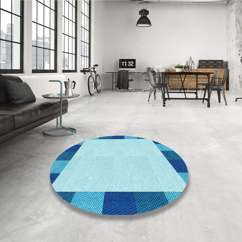 Indoor Rug, Round 4'