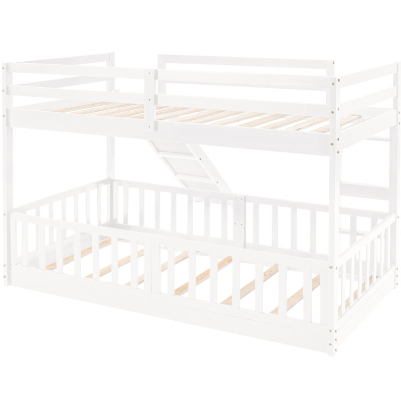 Lit simple au-dessus d'un lit superposé blanc avec glissade et maximise l'espace de construction en bois massif, pratique et pour la chambre à coucher