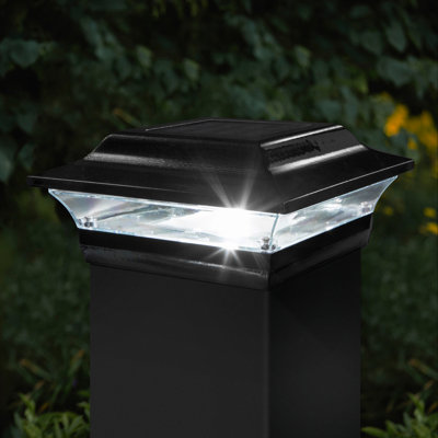 Capuchon de poteau solaire impérial en aluminium noir Classy Caps SL211B 4 x 4 pouces